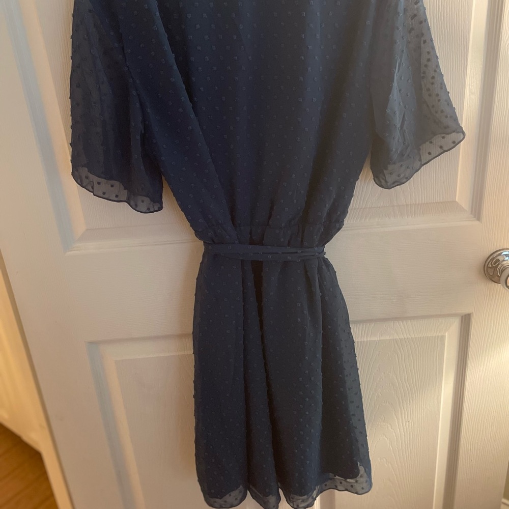 Faux wrap dress - Picture 3 of 4